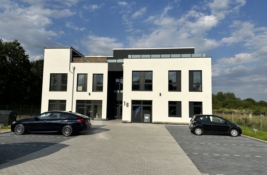 10049 „Otto 18“ – Penthaus & Büroresidenz